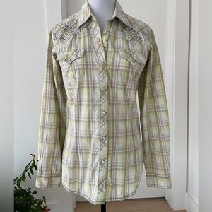 ROCK 47 Wrangler Pearl Snap Front Long Sleeve Plaid Shirt Embellished Embroidery